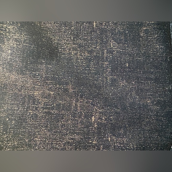 Spanx Velvet Shine Leggings, Black & Gold Metallic, High-Waist, Smoothing, sz 1X - Picture 5 of 7